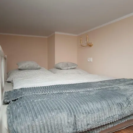 Karkonoskie Noce I Dnie *