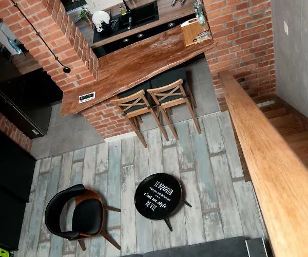 Karkonoskie Noce I Dnie Jelení Hora